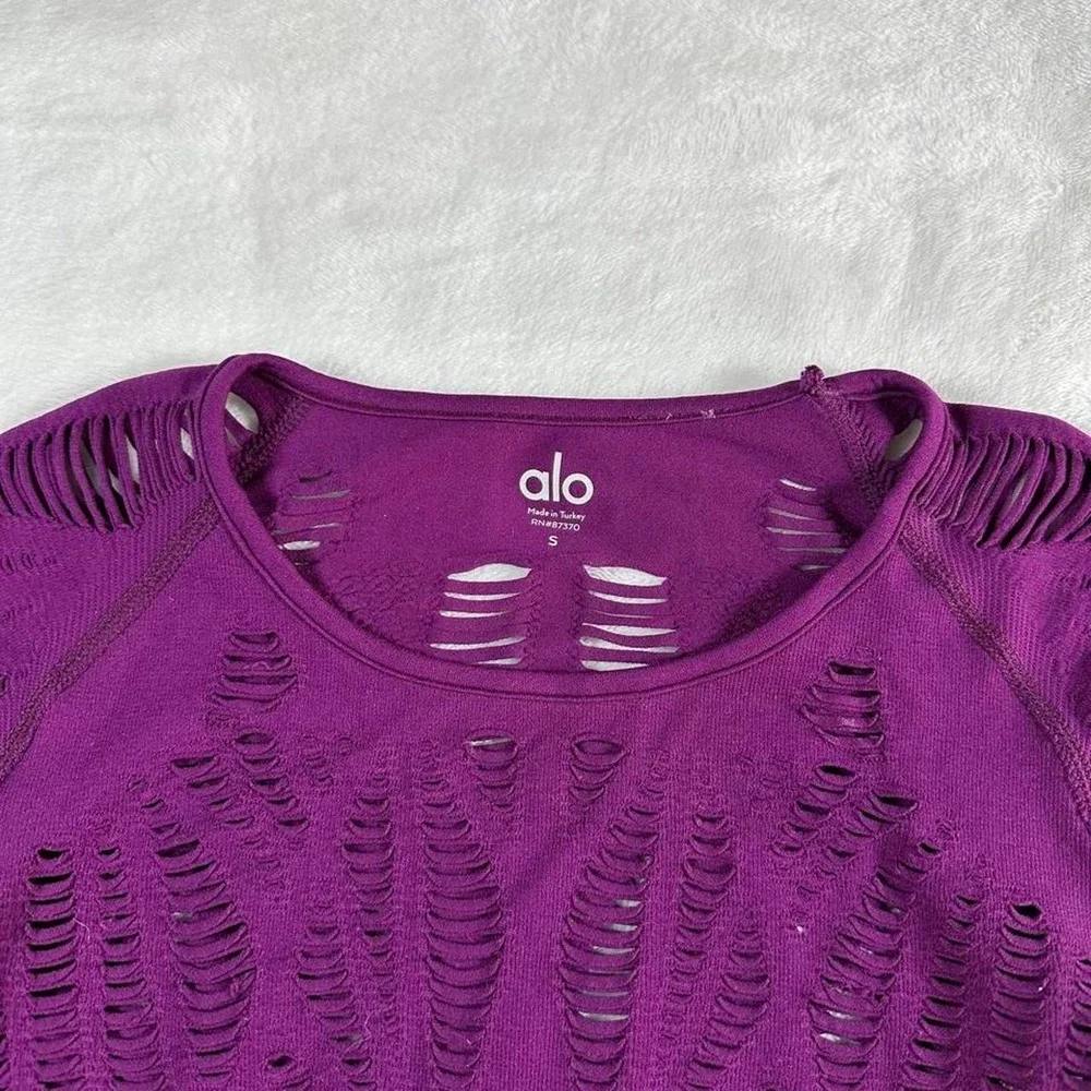 Alo Yoga wanderer vibrant purple cutout long sleeve y2k vintage athletic workout